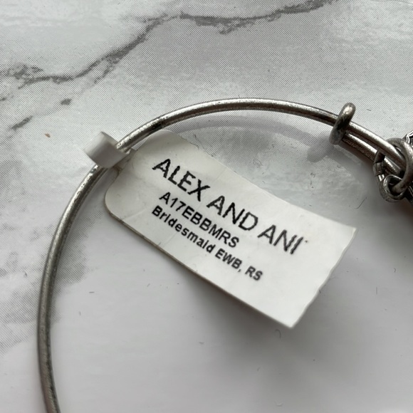 Alex and Ani “Sister of my Heart” Bridesmaid Bracelet - Picture 4 of 6